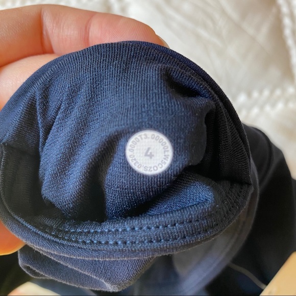 Align Jogger 28” True Navy NWT - Picture 7 of 8